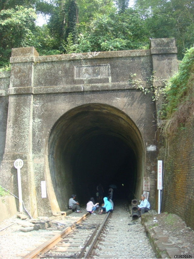 最後一年暑假那就衝吧!!環島行2011-06-28~07-08 八天七夜的旅程!!
