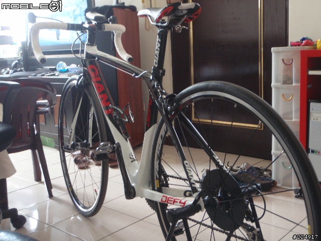 [分享]2010年GIANT DEFY Advanced 2 入手細部照片