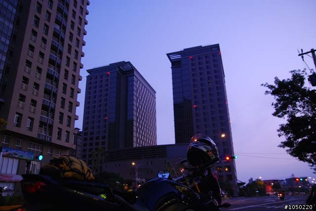 環半台,只為了兩個字,就是"仆街"~part2 08/01/2011 更新