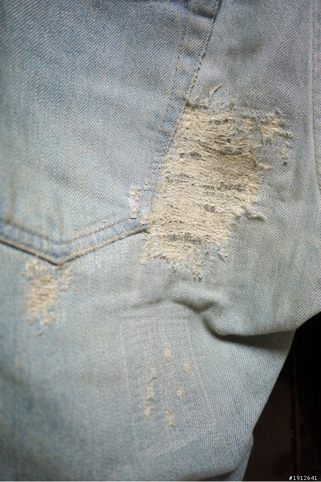 [分享] Hysteric Glamour HG NOBU SP Remake Denim (Light Indigo) W30