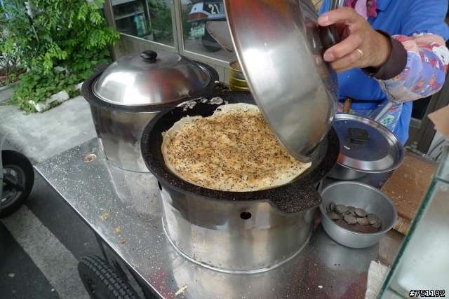 埔里在地人必吃小點心-阿婆三角餅