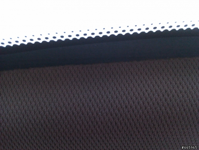 大家看看自己車 車頂棚有沒有收邊