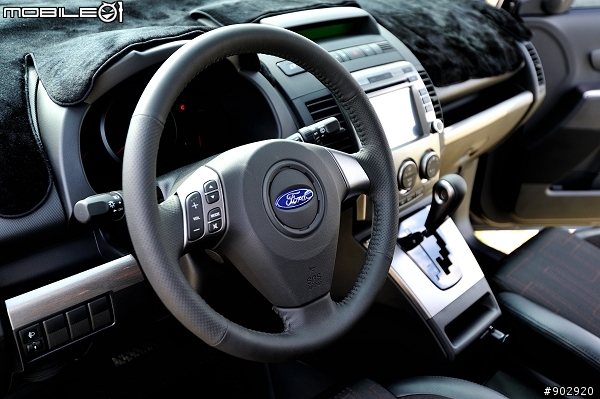[開箱] 新好爸爸のFord i-MAX Ghia七人座