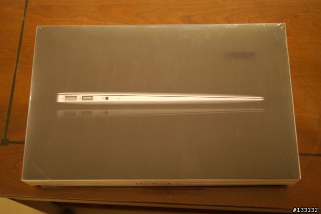 [分享] Apple Macbook Air 13" i7 1.8Ghz 4GB 256GB SSD 開箱