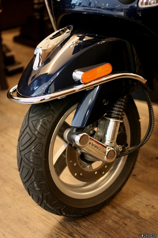 潮流與經典並行的VESPA LX 150 開箱
