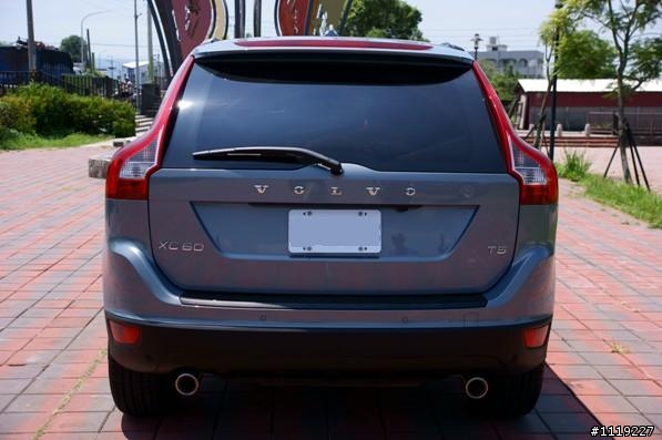 [開箱]XC60-T5旗艦版