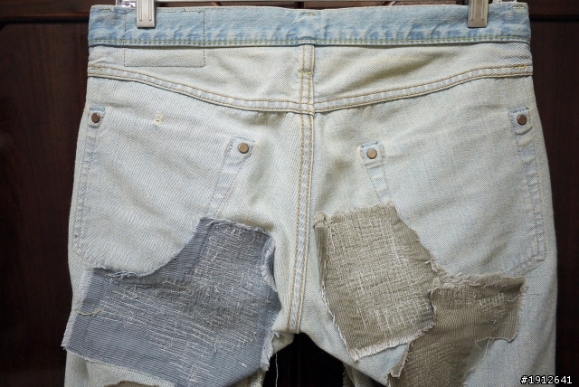 [分享] Hysteric Glamour HG NOBU SP Remake Denim (Light Indigo) W30