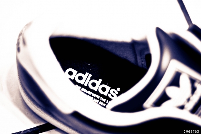(開箱) adidas 降谷建志著用
