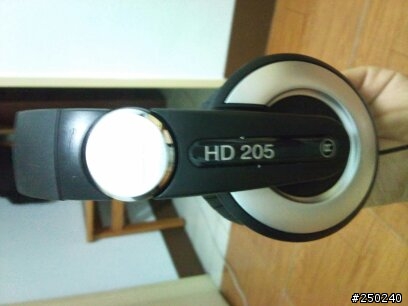 【開箱】SENNHEISER HD 205  大耳罩耳機