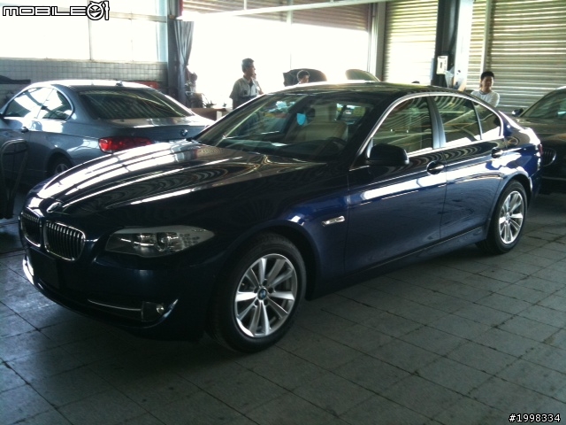 BMW 5 系列 deep sea blue 不專業小開箱