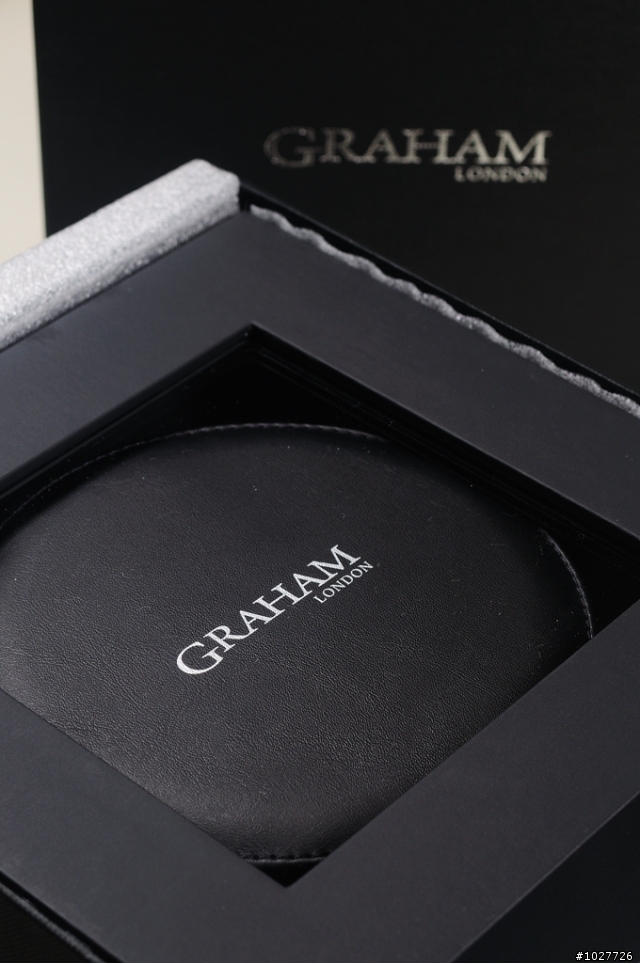 小葛開箱 "Graham chronofighter oversize GMT"圖小多