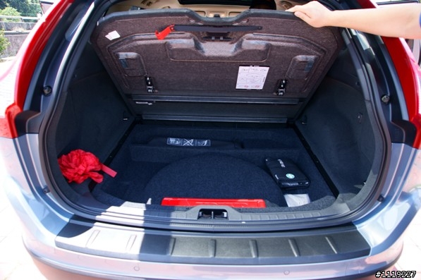 [開箱]XC60-T5旗艦版