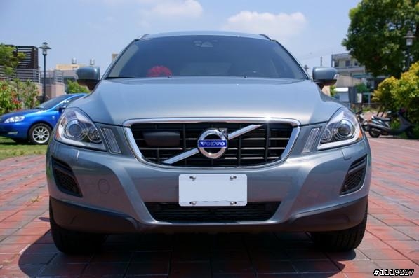 [開箱]XC60-T5旗艦版