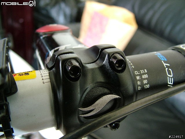 [分享]2010年GIANT DEFY Advanced 2 入手細部照片