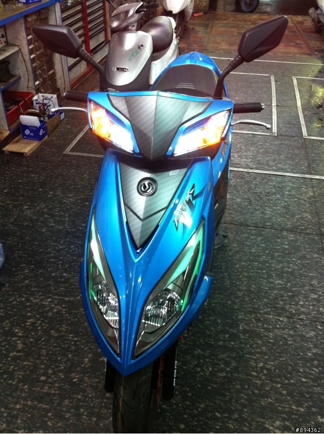 "開箱分享"Sym New Fighter ZR 炫光版