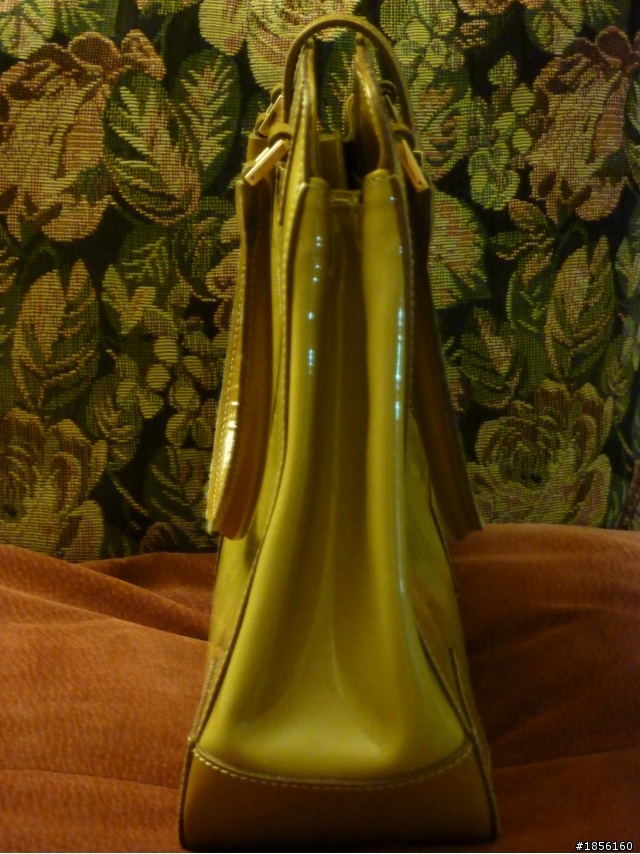 GUCCI handbag 鑑定 please