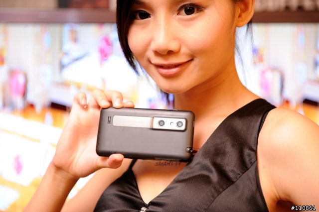 裸視3D誕生-  LG Optimus 3D頂級手機體驗會分享