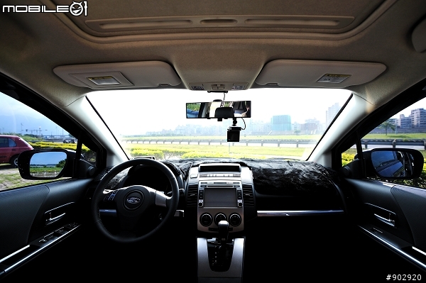 [開箱] 新好爸爸のFord i-MAX Ghia七人座