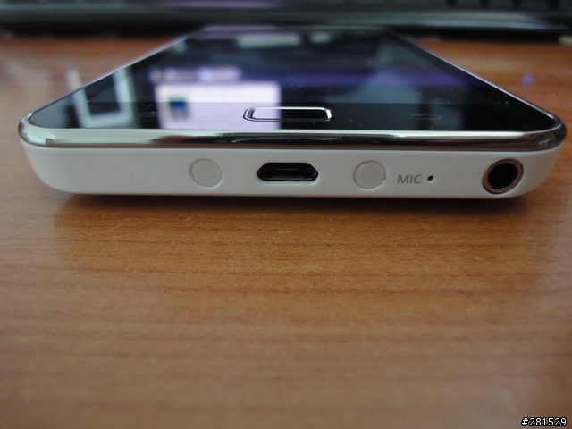 Samsung Galaxy wifi 5.0!!!iPod touch 4的最強對手!!!(遊戲除外)
