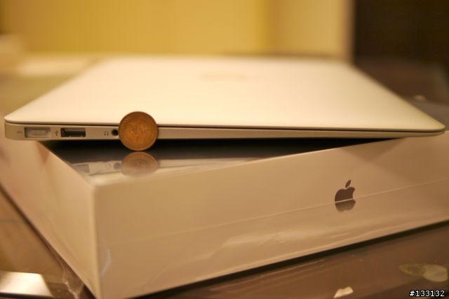 [分享] Apple Macbook Air 13" i7 1.8Ghz 4GB 256GB SSD 開箱