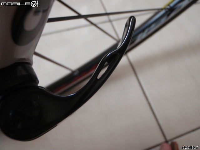 [分享]2010年GIANT DEFY Advanced 2 入手細部照片