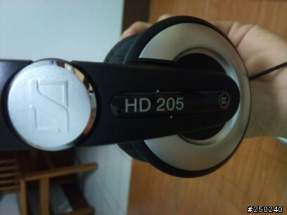 【開箱】SENNHEISER HD 205  大耳罩耳機