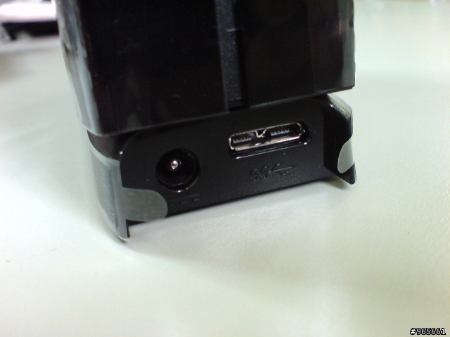 純開箱3TB外接硬碟 Seagate GoFlex Desk USB 3.0 3TB