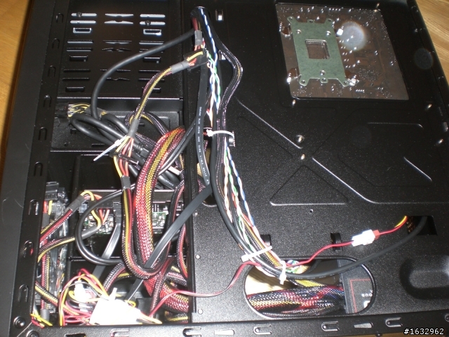 [分享]COOLERMASTER Elite 311 Plus 機殼