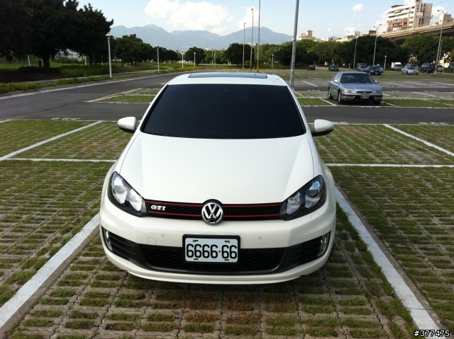 小白報到！ 2011年式GTI MK6(9/13 新增內裝照及配件照)