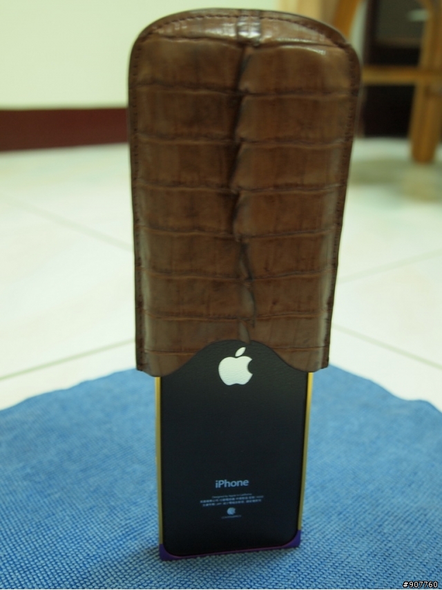 [分享]開到爛的IPHONE4,但外型大不同!