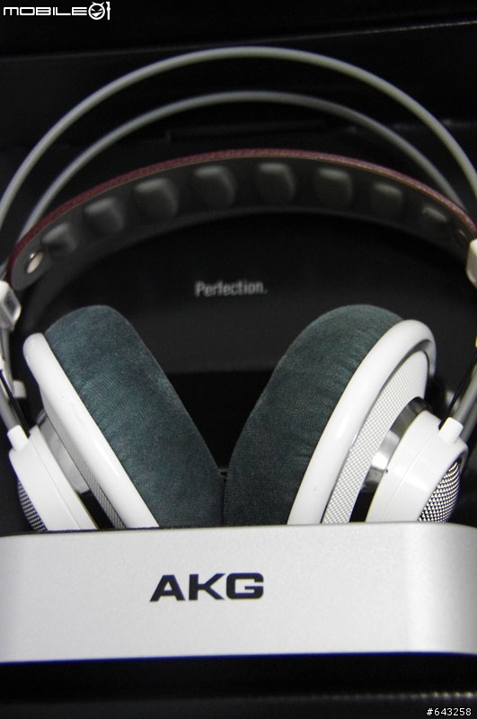 [開箱] Beyerdynamic DT880pro & AKG K701