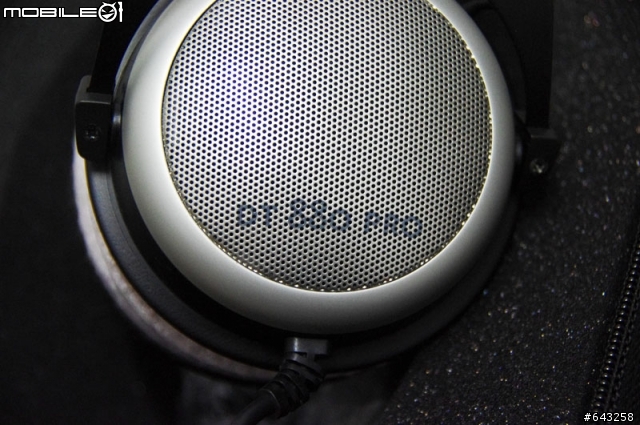 [開箱] Beyerdynamic DT880pro & AKG K701