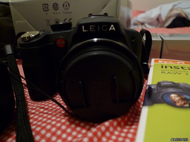 Leica V-LUX-2開箱