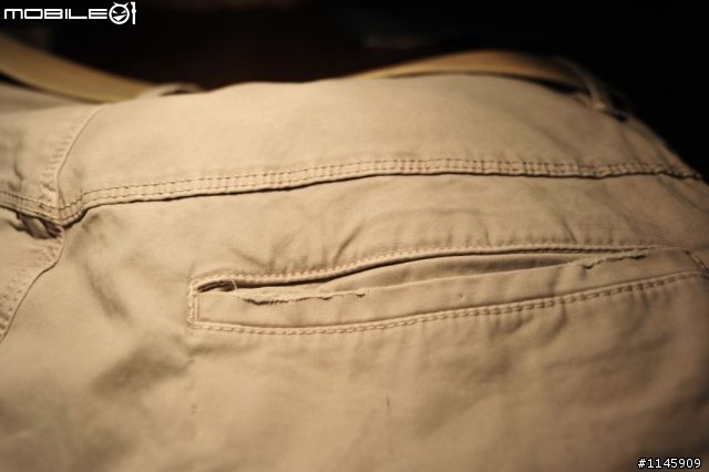 [今年最後一條]Nudie 2011 AW Khaki Slim Sanded