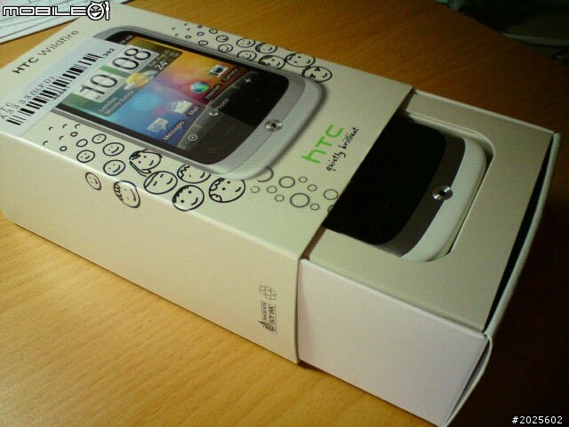 HTC wildfire 遲來的開箱