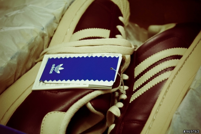 (開箱) adidas 降谷建志著用