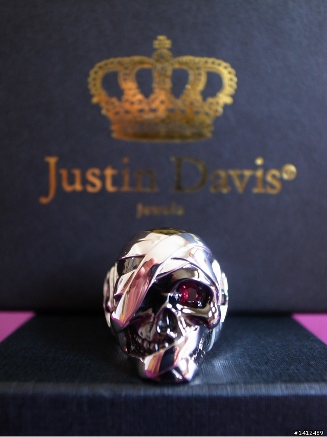 開箱 Justin Davis 銀飾 < Mummy Dearest 戒指 >
