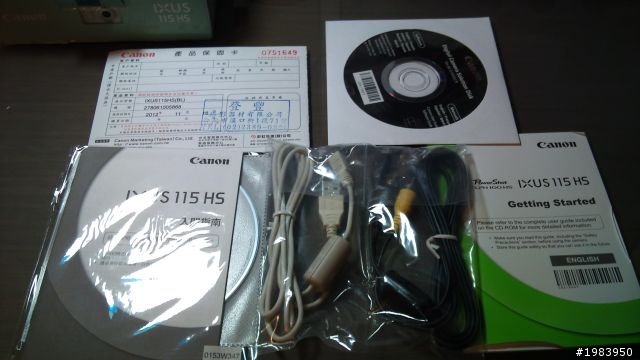 擁有HS的最低門檻－藍色IXUS 115 HS開箱。