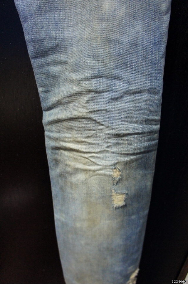 【分享】Diesel Thavar 880M - 油漆工也可以很時尚