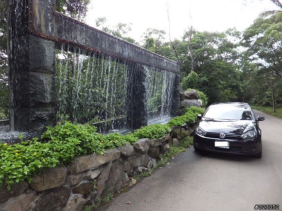 走自己的中庸之道---GOLF 1.6 TDI TL