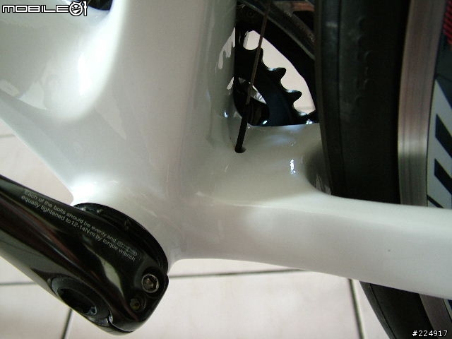 [分享]2010年GIANT DEFY Advanced 2 入手細部照片