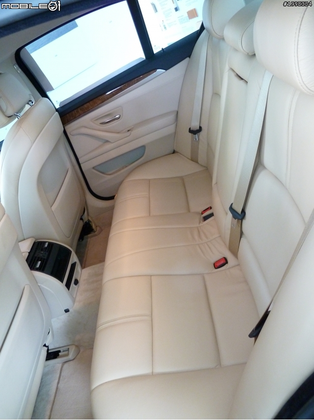 2011 BMW 520d sedan / deep sea blue 開箱