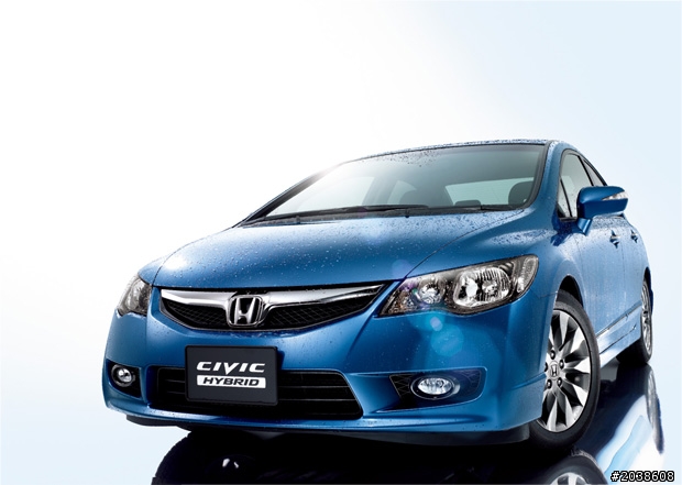 Fortis io跟CIVIC 8代 比較
