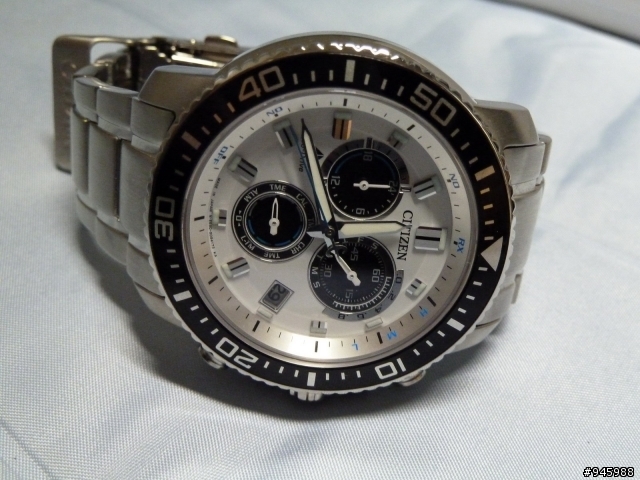 【簡單開箱】CITIZEN電波微粒體格紋專業運動錶+極限勇者光動能電波錶