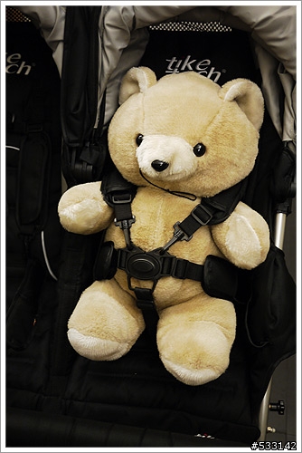 我家的航空母艦 Tiketech - CityX3 Swivel Twin Stroller