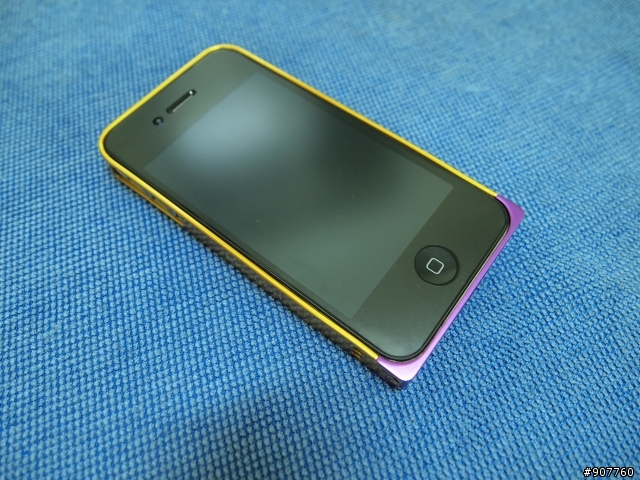 [分享]開到爛的IPHONE4,但外型大不同!