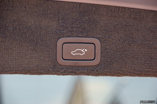 [開箱]XC60-T5旗艦版