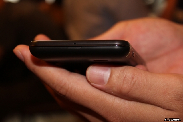 LG Optimus 3D好3D