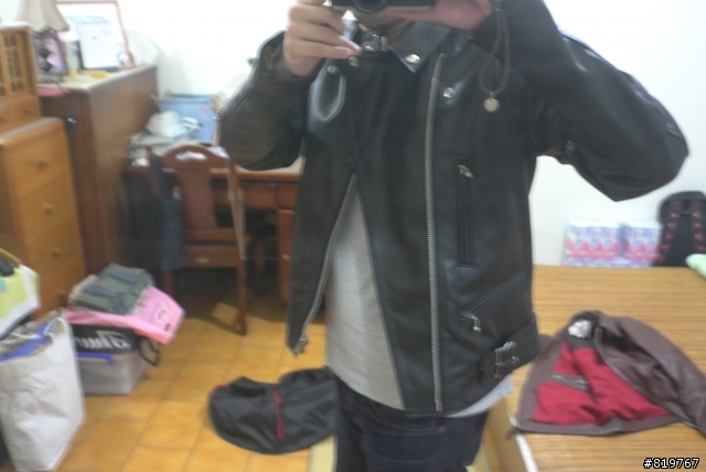 ＬＥＷＩＳＬＥＡＴＨＥＲＳ騎士皮衣與飛行皮衣簡單比較