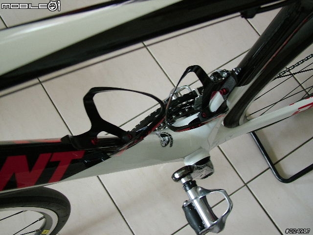 [分享]2010年GIANT DEFY Advanced 2 入手細部照片